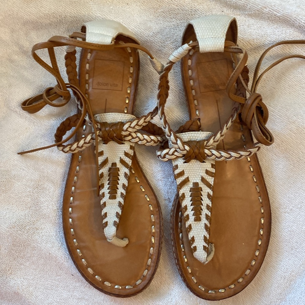 Sendals by DolceVita